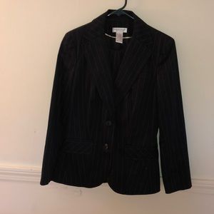 Worthington Black pinstripe pant suit capri